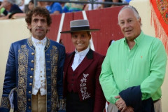 APOTEOSE TAURINA EM LIGARES