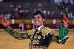 JOÃO AUGUSTO MOURA TRIUNFA EM BARRANCOS