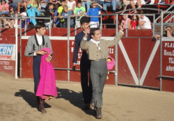 JOÃO MARTINS CORTA DUAS ORELHAS EM GUADALIX DE LA SIERRA(MADRID)