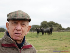LA COMUNIDAD DE MADRID APRUEBA UN ACTO DE RECONOCIMIENTO A D. VICTORINO MARTÍN ANDRÉS 