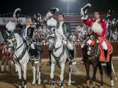 Agradável noite de toiros em Samora Correia