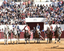 GRANDE CORRIDA NO SOBRAL  COM  PRAÇA  CHEIA .