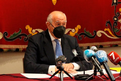Feira de Sevilla suspensa, toiros, só em Setembro por S.Miguel.