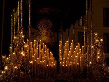 PALHA BLANCO - 120 ANOS DE HISTÓRIA SIMBOLIZADA COM DESFILE À LUZ DAS VELAS