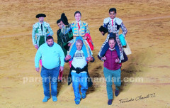 Alejandro Adame e Raquel Martins,em ombros na segunda novilhada em Olivença.