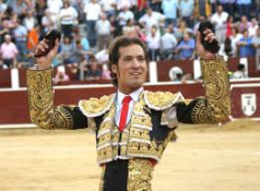 Jaime Amante representa toureiros espanhóis.