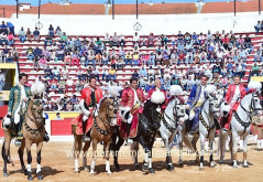 As imagens da corrida de toiros na Praça Daniel Nascimento