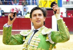 Roca Rey triunfa em Bogotá antes da sua apresentação no Campo Pequeno