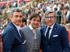 O rejoneador espanhol Andrés Romero terminou a sua relação de apoderamento com Carlos Pereda e Óscar Polo.