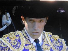 Triunfo de Emilio de Justo, na reaparição de  Manuel  Diaz  “EL Cordobés”