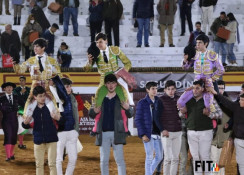 Todos a ombros em Olivença 